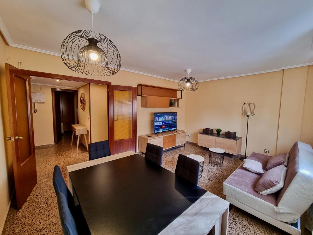 Apartamento Montse Zaragoza Dış mekan fotoğraf